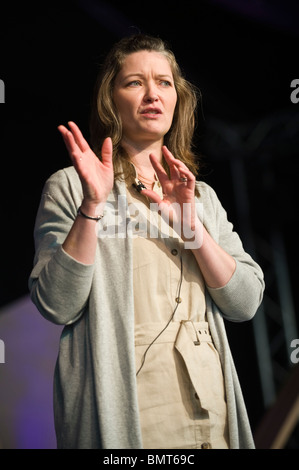 Pour l'auteur FE Higgins en atelier d'art dramatique au Hay Festival écoles de jour Hay-on-Wye Powys Pays de Galles Cymru UK Banque D'Images