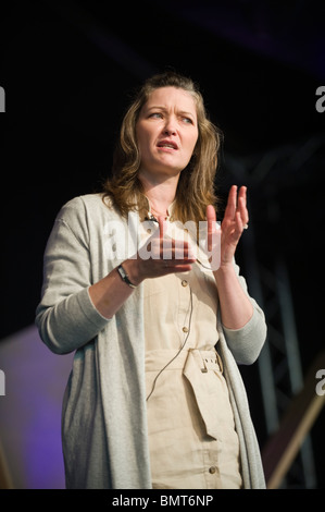 Pour l'auteur FE Higgins en atelier d'art dramatique au Hay Festival écoles de jour Hay-on-Wye Powys Pays de Galles Cymru UK Banque D'Images