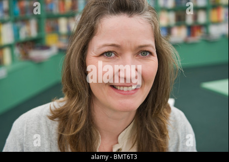 Pour l'auteur FE Higgins photographié à Hay Festival 2010 Hay-on-Wye Powys Pays de Galles UK Banque D'Images