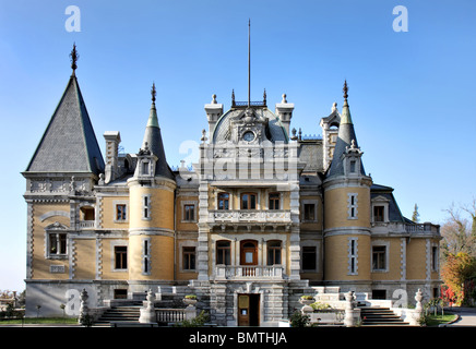 Palais de l'empereur russe Alexandre III en (près de Massandra Yalta). Construit en 1881-1902. La Crimée, Ukraine Banque D'Images