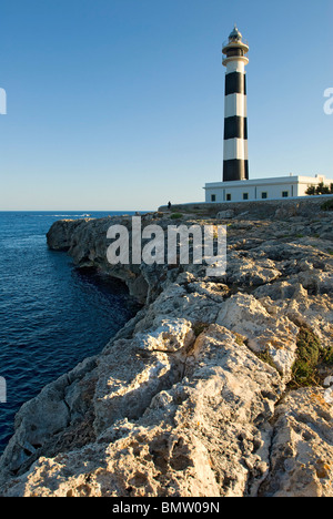 Le phare de Cap d'Artrutx, Cala'n Bosch, Minorque, Baleares, Espagne Banque D'Images