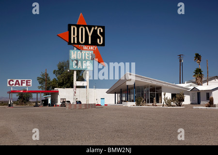 Roy's Gas Station sur la vieille Route 66 Amboy CA USA Banque D'Images