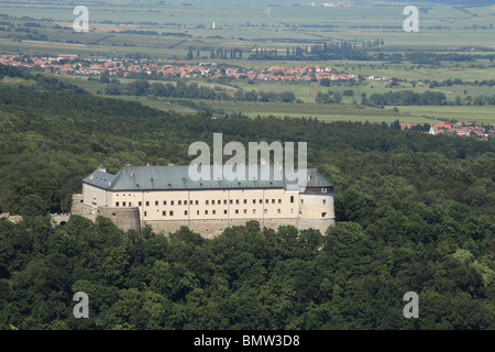 Le château médiéval Cerveny Kamen, en Slovaquie. Banque D'Images