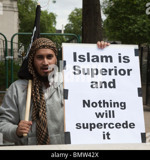 Pro la Sharia Manifestation devant Downing Street, London, UK, 20 juin 2010 Banque D'Images