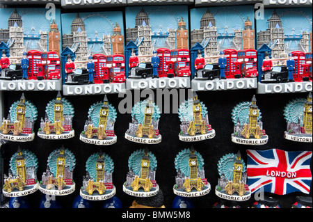 Aimant frigo souvenirs de célèbres sites touristiques de Londres, Angleterre, Grande-Bretagne, Royaume-Uni Banque D'Images