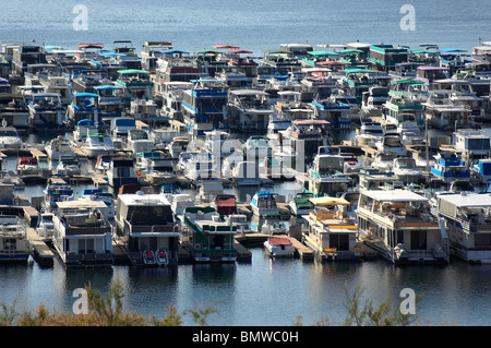 Port de plaisance de Resort sur le Lac Powell en Arizona Banque D'Images