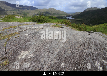 "Ladies View" dans le Parc National de Killarney, Co Kerry, République d'Irlande. Banque D'Images