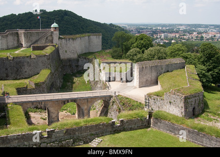 Ancien régime pierre ruines des fortifications de la citadelle Banque D'Images