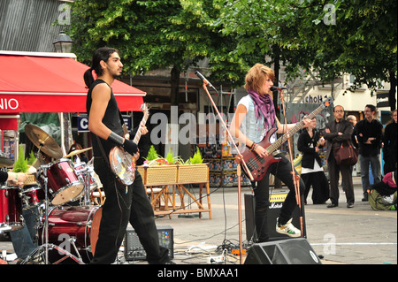 Fête de la musique est un festival musical qui a lieu en France chaque année, le 21 juin Banque D'Images