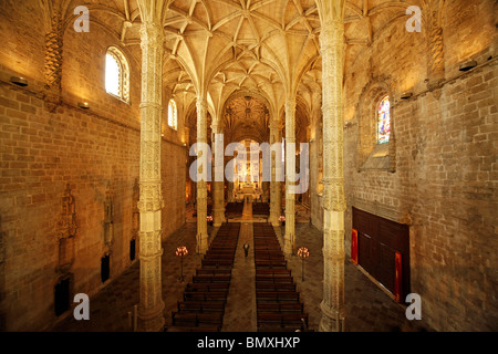 Grande chapelle de l'église de Santa Maria au monastère Mosteiro dos Jeronimos Jerominos à Belém, Lisbonne, Portugal, Europe Banque D'Images