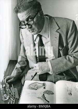 FEBERICO FELLINI (1920-1993), réalisateur italien