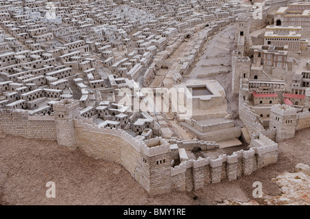 Maquette de Jérusalem tel qu'il était avant sa destruction par les Romains en 66 EC placé sur le campus de musée d'Israël à Jérusalem Banque D'Images