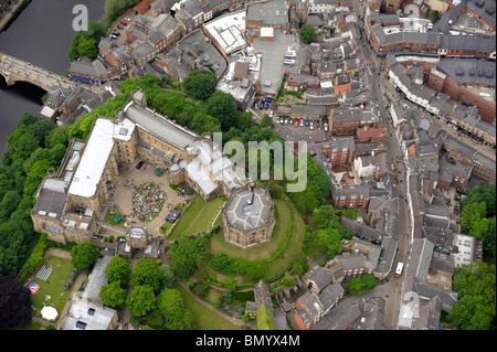 Château de Durham, de l'air, l'été 2010, Angleterre du Nord-Est Banque D'Images