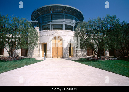 Vue rapprochée de l'Opus One Winery, Oakville, Napa Valley, Californie Banque D'Images