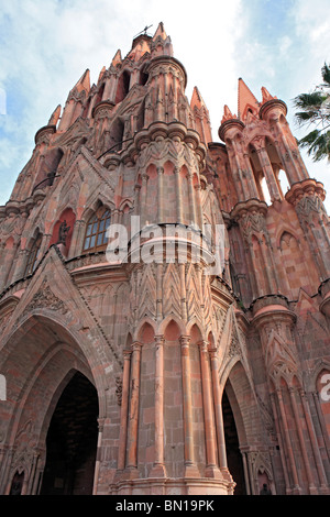 L'église San Miguel Arcangel (1880), San Miguel de Allende, Guanajuato, Mexique Banque D'Images