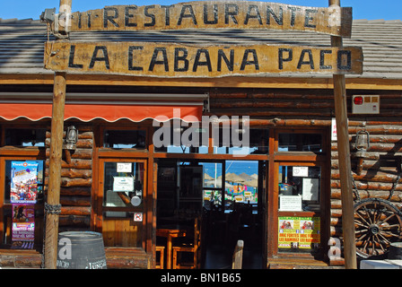 Bar de plage (Chiringuito), Torremolinos, Costa del Sol, la province de Malaga, Andalousie, Espagne, Europe de l'Ouest. Banque D'Images