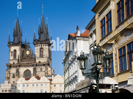 L'église de Tyn, Old Town Square, Prague, République Tchèque Banque D'Images