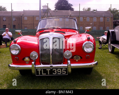 Daimler Conquest Roadster, modèle DJ-254. 1953, rouge, deux places, Open Top Banque D'Images