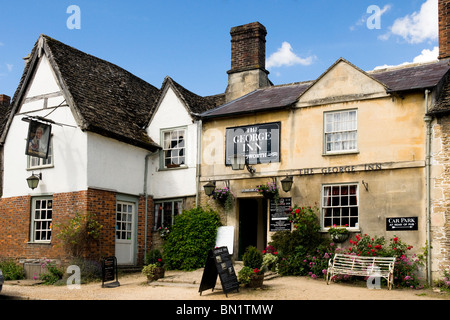 George Inn, Lacock Wiltshire England UK Banque D'Images