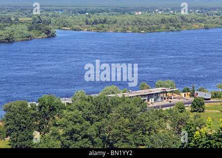 Vue de la colline de Taras Dniepr, Kaniv, Oblast de Tcherkassy, en Ukraine Banque D'Images