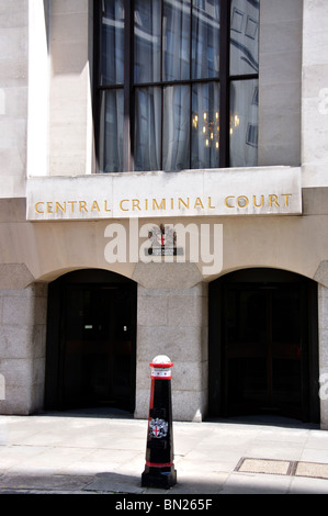 Entrée principale, la Cour Criminelle Centrale, Old Bailey, City of London, Londres, Angleterre, Royaume-Uni Banque D'Images