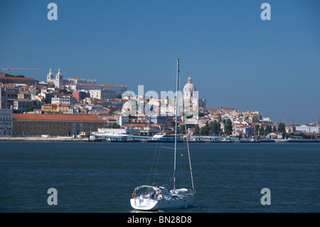 L'Europe, Portugal, Lisbonne (Lisboa) aka. Tage Lisbonne historique de l'horizon. Banque D'Images