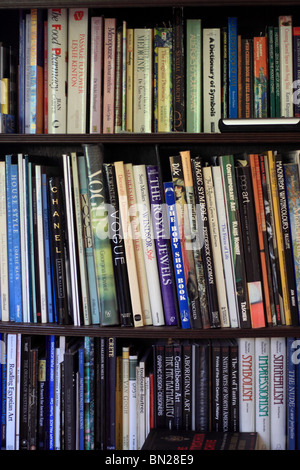 Bibliothèque d'art et de la santé livres sur le Banque D'Images