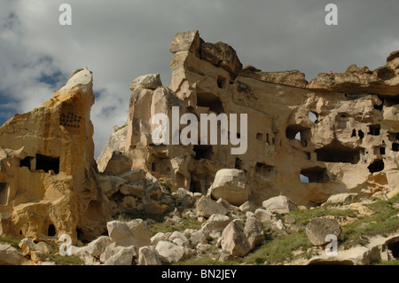 Grottes de roche en Cappadoce Banque D'Images