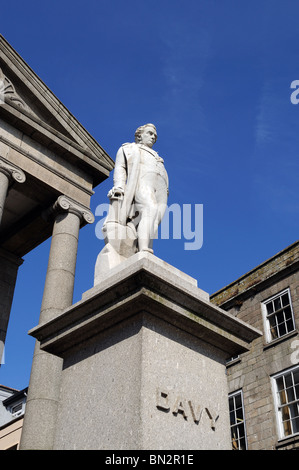 Statue de Sir Humphry Davy dans Penzance, Cornwall, UK Banque D'Images