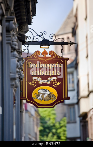 La Boutique Sign d'une boulangerie, Strasbourg, France, low angle view Banque D'Images