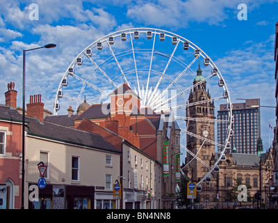 Hôtel de ville de Sheffield Sheffield et roue Banque D'Images