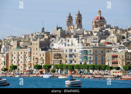 Malte. Une vue de l'arsenal Creek de Vittoriosa (Birgu) à Senglea (L-Isla), une banlieue de La Valette. 2010. Banque D'Images