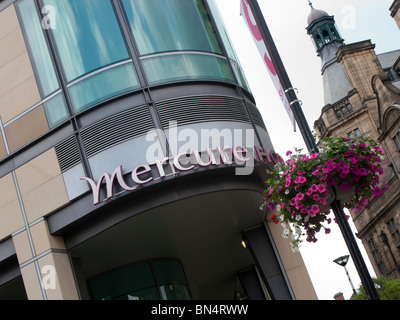 Hôtel de ville et de l'établissement Mercure Hotel, Sheffield Banque D'Images