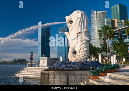 Quartier Central des Affaires et du Merlion Singapour Banque D'Images