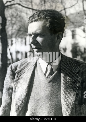 ALDOUS Huxley (1894-1963) écrivain anglais dont le travail comprenait des études de la parapsychologie Banque D'Images