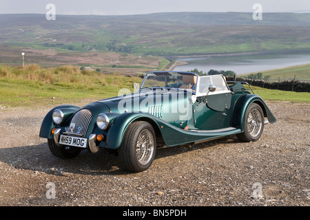 Morgan Roadster R100 Voiture de sport 2009 dans Amazon Green situé dans les vallées du Yorkshire, UK Banque D'Images