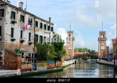 Le Rio del'Arsenale Canal menant à l'Arsenale à Castello, Venise Banque D'Images