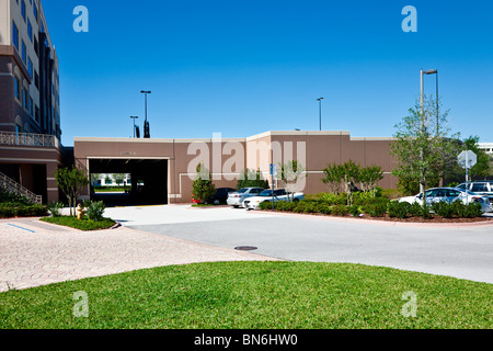 Tampa, FL - Avril 2009 - Les éléments préfabriqués en béton précontraint et parking garage parking à Saint-Pétersbourg, en Floride. Banque D'Images
