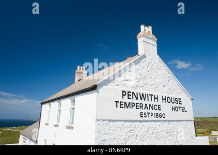 Un ancien hôtel de tempérance à Lands End, Cornwall, UK. Banque D'Images