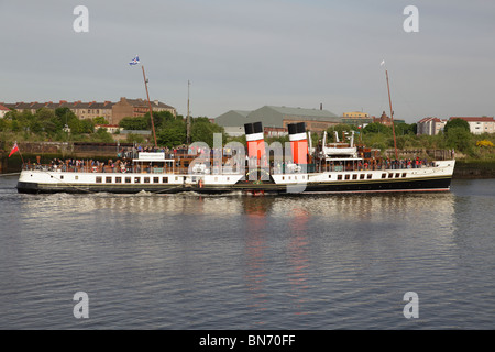 Le bateau à vapeur Waverley en descendant la rivière Clyde de Glasgow Ecosse UK Banque D'Images