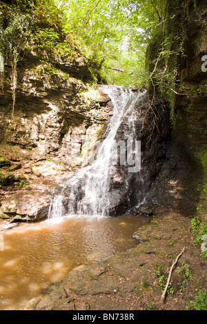 Hareshaw Cascade Linn dans Northumberland Bellingham Banque D'Images