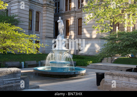 Statue de Gilbert du Motier, marquis de Lafayette. Tippecanoe County Courthouse. Lafayette, Indiana Banque D'Images