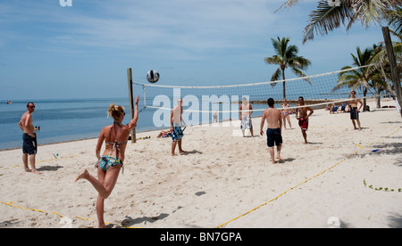 Volley-ball sur Smathers Beach, Key West Banque D'Images