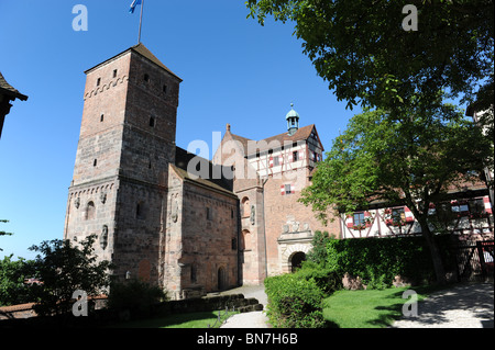 La double chapelle et de païens Tower Nuremberg Allemagne Nürnberg Deutschland Europe Banque D'Images