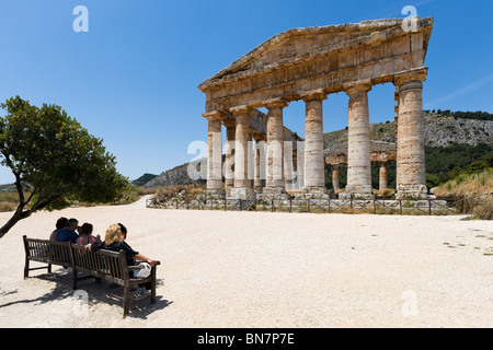 Le Temple Grec de Segesta, Erice, région nord-ouest de la Sicile, Italie Banque D'Images