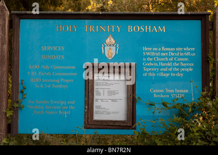 Inscrivez-vous pour l'église Holy Trinity à Bosham Banque D'Images