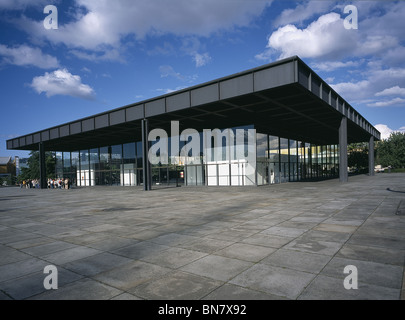 Neue Nationalgalerie (Nouvelle Galerie Nationale) Berlin, Allemagne. 1965-1968 par Ludwig Mies van der Rohe Banque D'Images