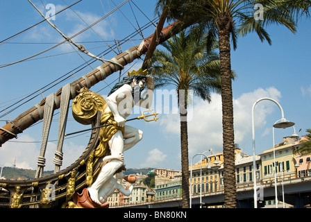 Waterfront, l'ancien port (Porto Antico), Genova, Liguria, Italie Banque D'Images