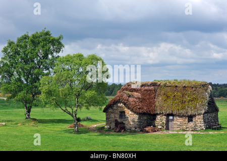 Vieux crofter Leanach chalet au champ de bataille de Culloden, Ecosse, Royaume-Uni Banque D'Images
