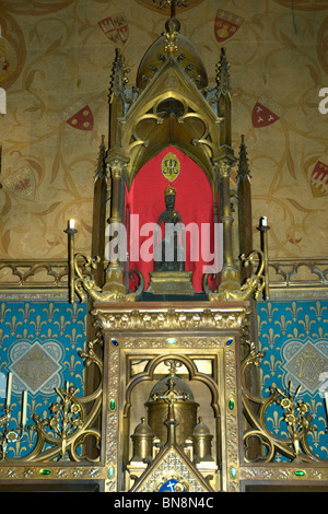 La vénérée Vierge noire et de l'enfant de ROCAMADOUR, lieu de pèlerinage depuis le 12e siècle, dans la chapelle Notre Dame Banque D'Images